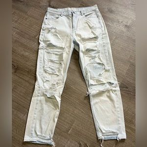 American Eagle High Rise Mom Jean